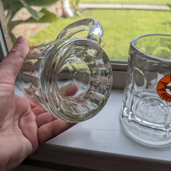 Vintage A&W Root beer Glass Cups - Picture 2 of 5